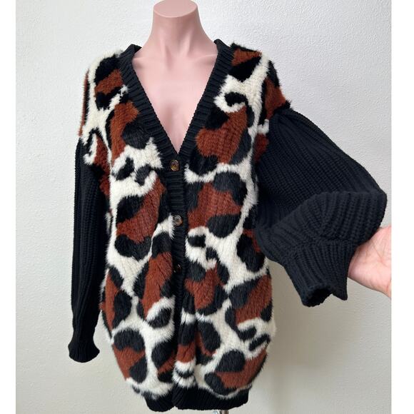Fendi Black Chunky Balloon-Sleeve Cashmere and Mink Fur Animal Print Sweater 6 - Picture 1 of 15
